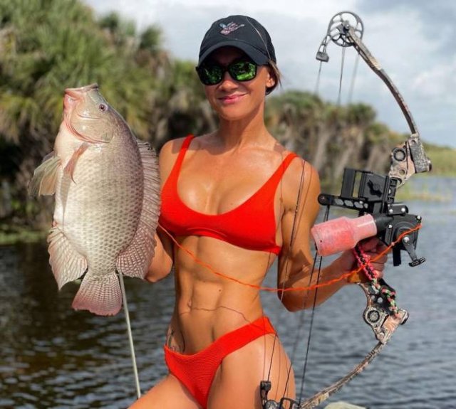 50 Hot Fishing Girls 61