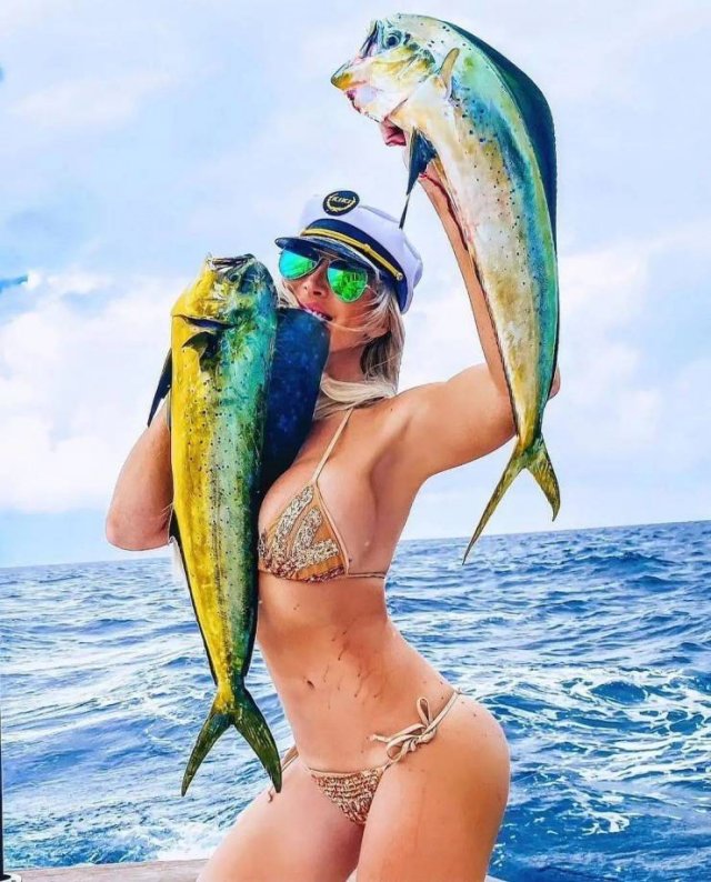 50 Hot Fishing Girls 71