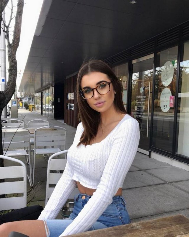 48 Sexy Girls In Glasses 12