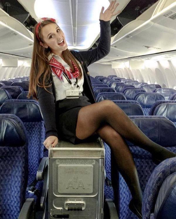 30 Hot And Sexy Flight Attendants 51