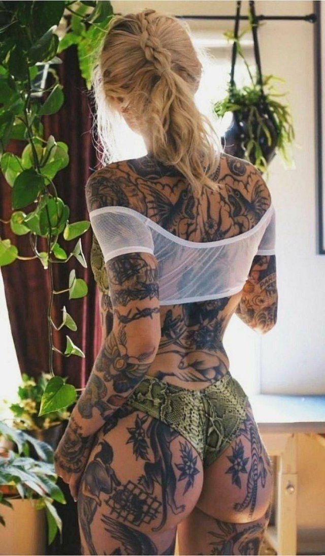 41 Sexy Tattooed Girls 29
