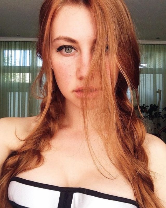 Ann Umbird, A Stunning Model With Beautiful Redheads