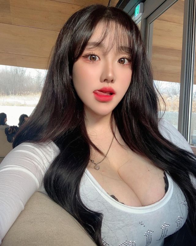 Sejinming, A Korean Hotties With Super Big Boobs