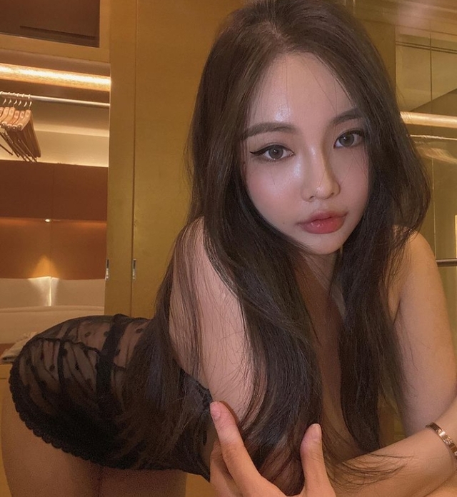 Jeee622, A Cute Model and Instagram Star From Korea