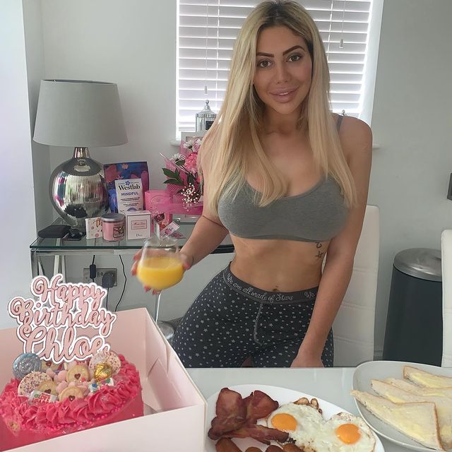 chloegshore1 instagram photos 30