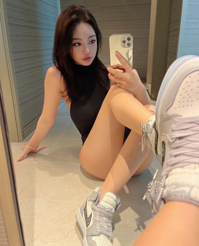 Jeee622, A Cute Model and Instagram Star From Korea