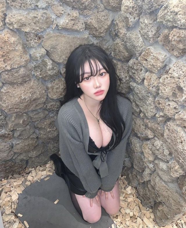 Sejinming, A Korean Hotties With Super Big Boobs