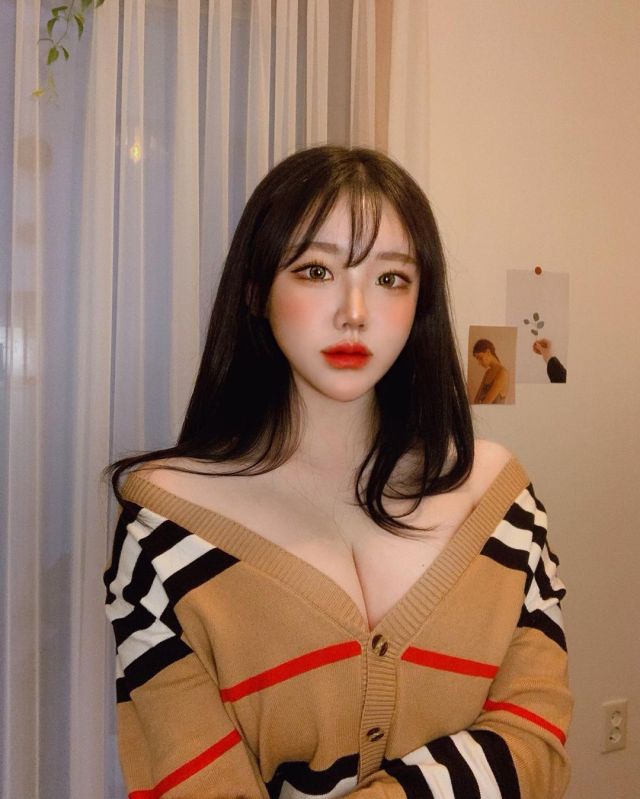 Sejinming, A Korean Hotties With Super Big Boobs