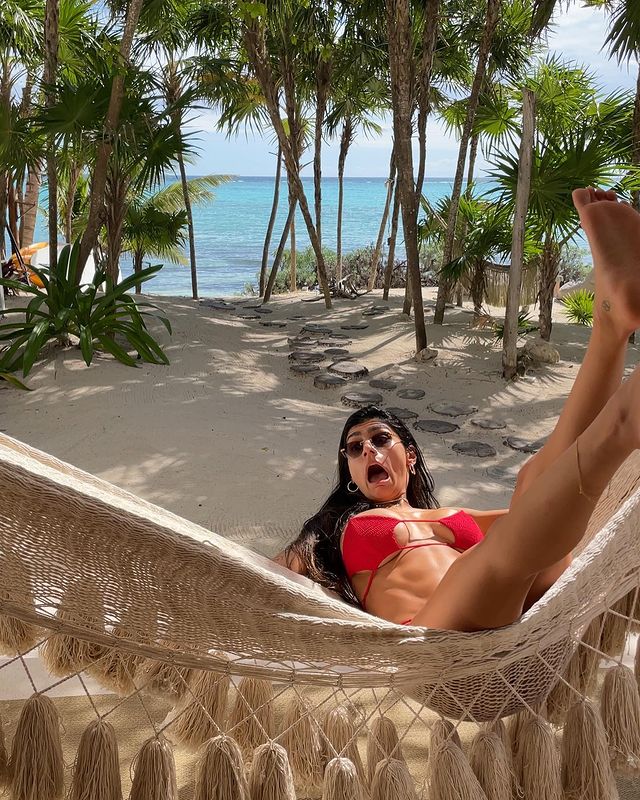 miakhalifa instagram photos 60