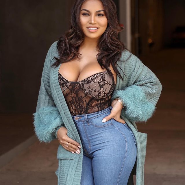 missdollycastro instagram photos 90