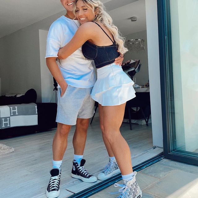 saffronbarker instagram photos 19