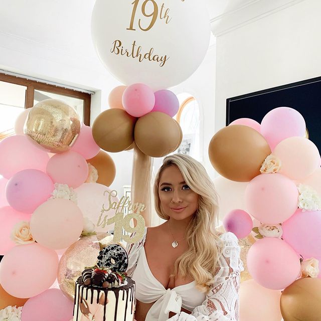 saffronbarker instagram photos 25