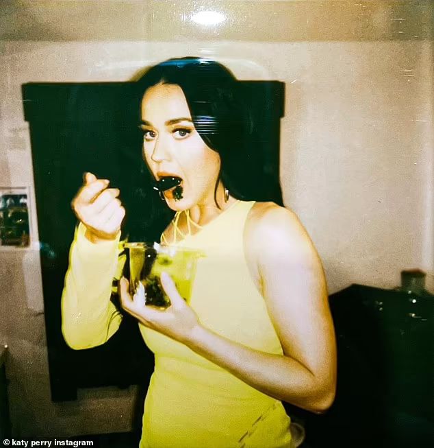 Dazzled Followers As Katy Donned A Body-Fit Yellow Dress 3
