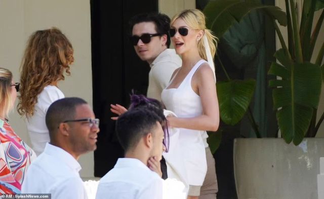The Young Couple Went Naughty After Their Wedding Brunch In Florida 7
