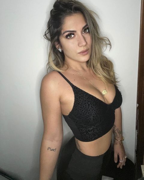 ariannacianfri1 instagram photos 91