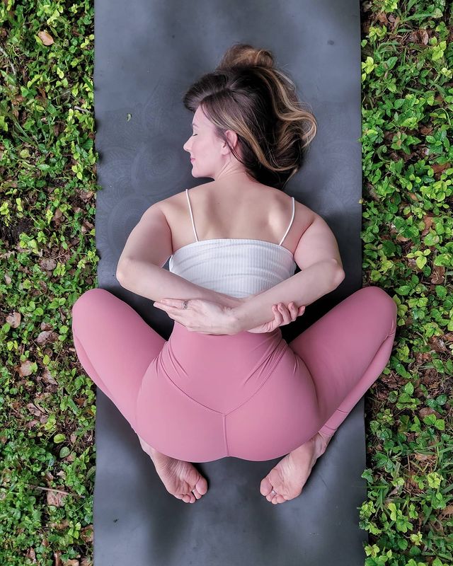 jamiemarie_yoga instagram photos 74