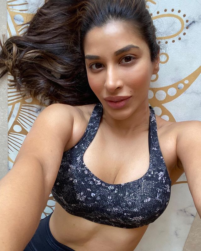 sophiechoudry instagram photos 110