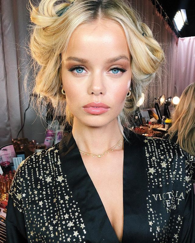 frida_aasen instagram photos 18