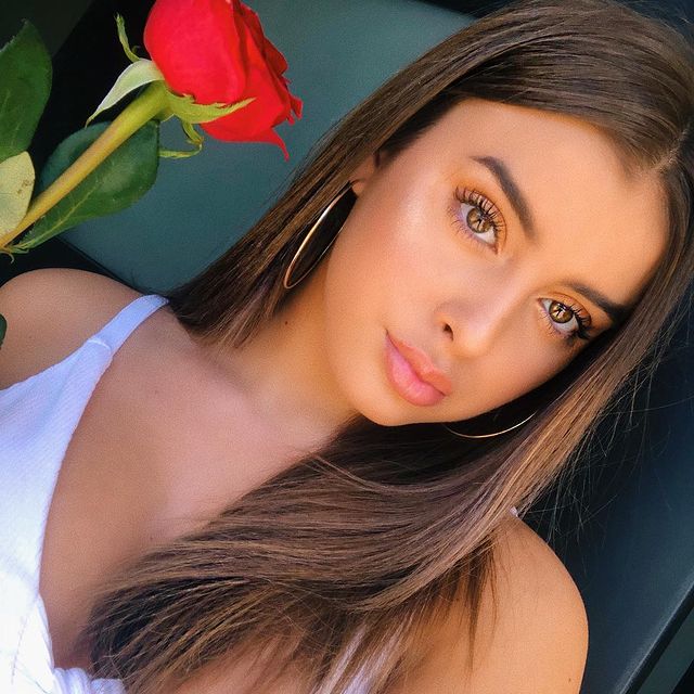 kalanihilliker instagram photos 130