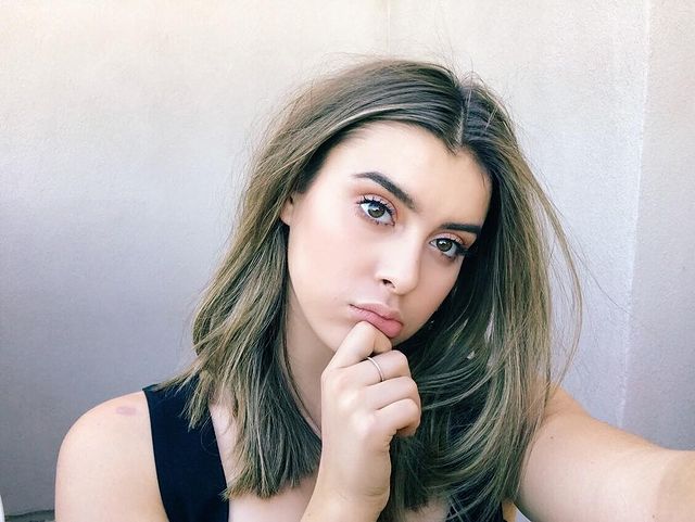 kalanihilliker instagram photos 138