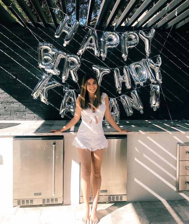 kalanihilliker instagram photos 26