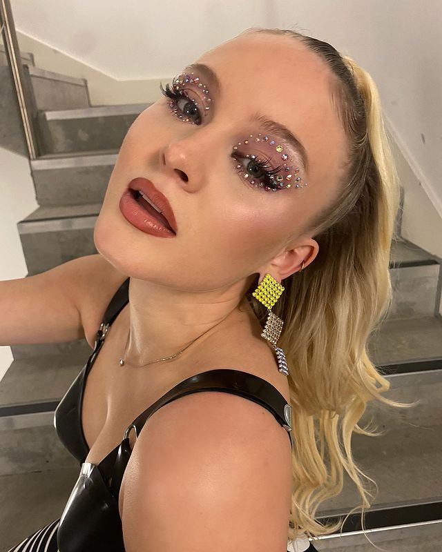 zaralarsson instagram photos 121