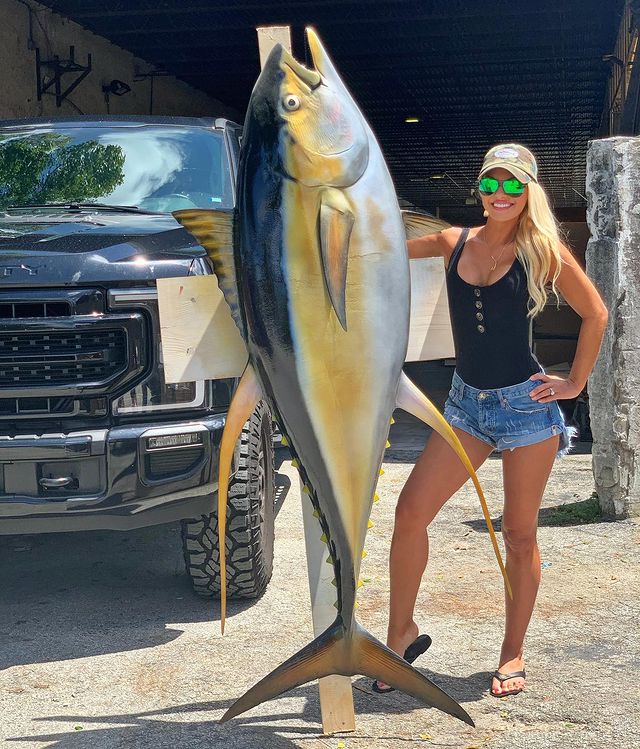 bombchelle_fishing instagram photos 57