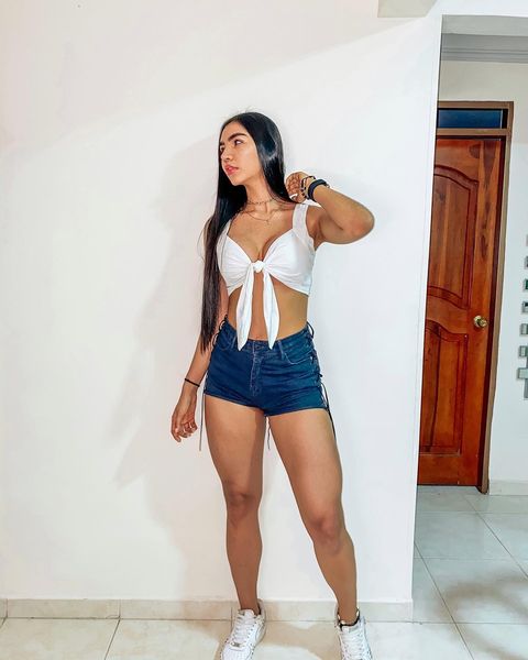 camilasanchez008 instagram photos 13