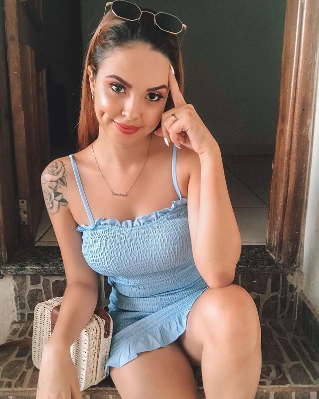 karitaasantos instagram photos 35